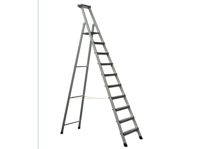 staande trap eenzijdig 10treden stand H 2 49m balk L 3 45m aluminium