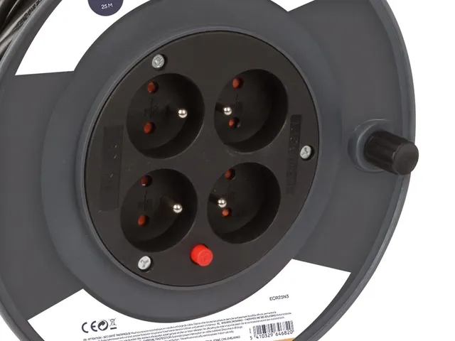 Kabelhaspel 50 M - 3g1.5 - 4 Stopcontacten Penaarde